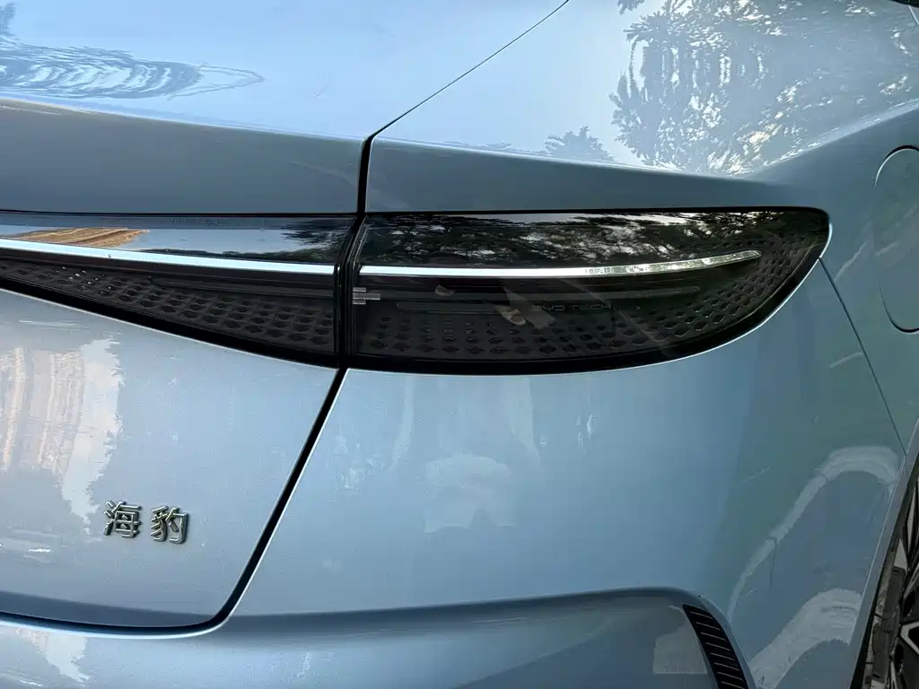 BYD Seal — миниатюра 9
