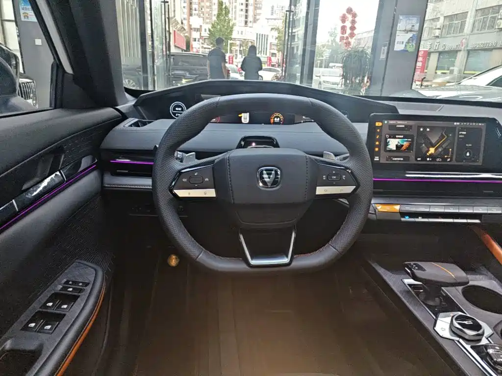 Changan UNI-V — миниатюра 11