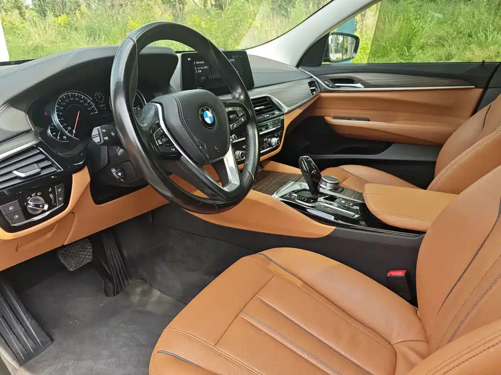 BMW 6 Series GT — миниатюра 4