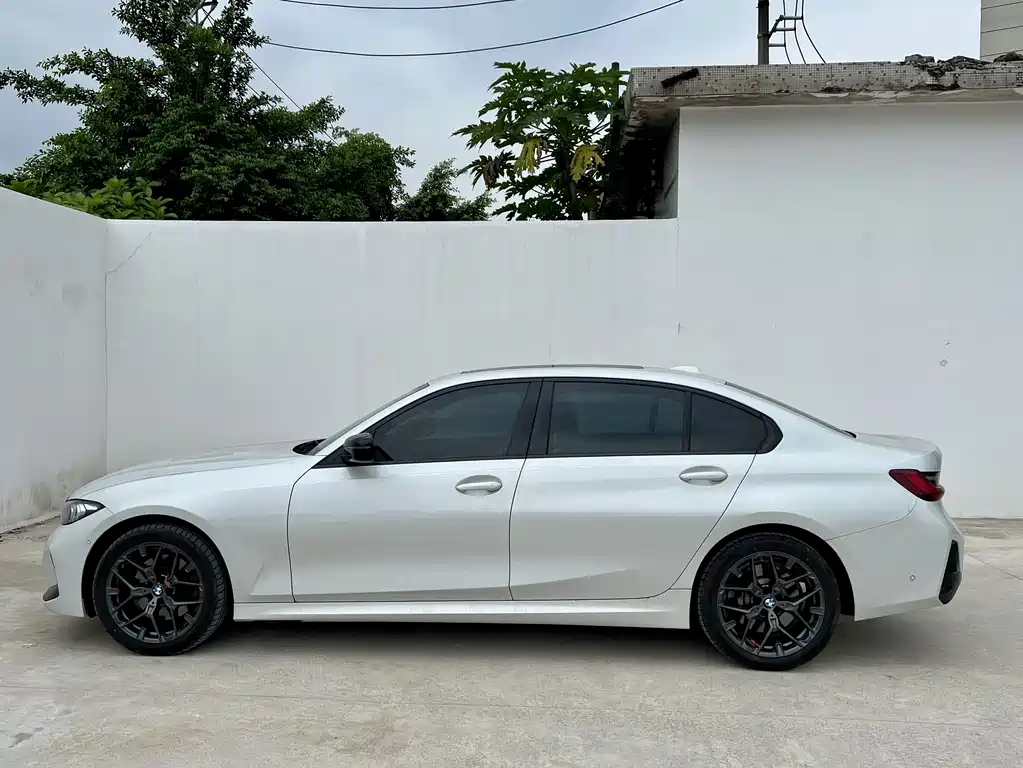 BMW 3 Series — миниатюра 5