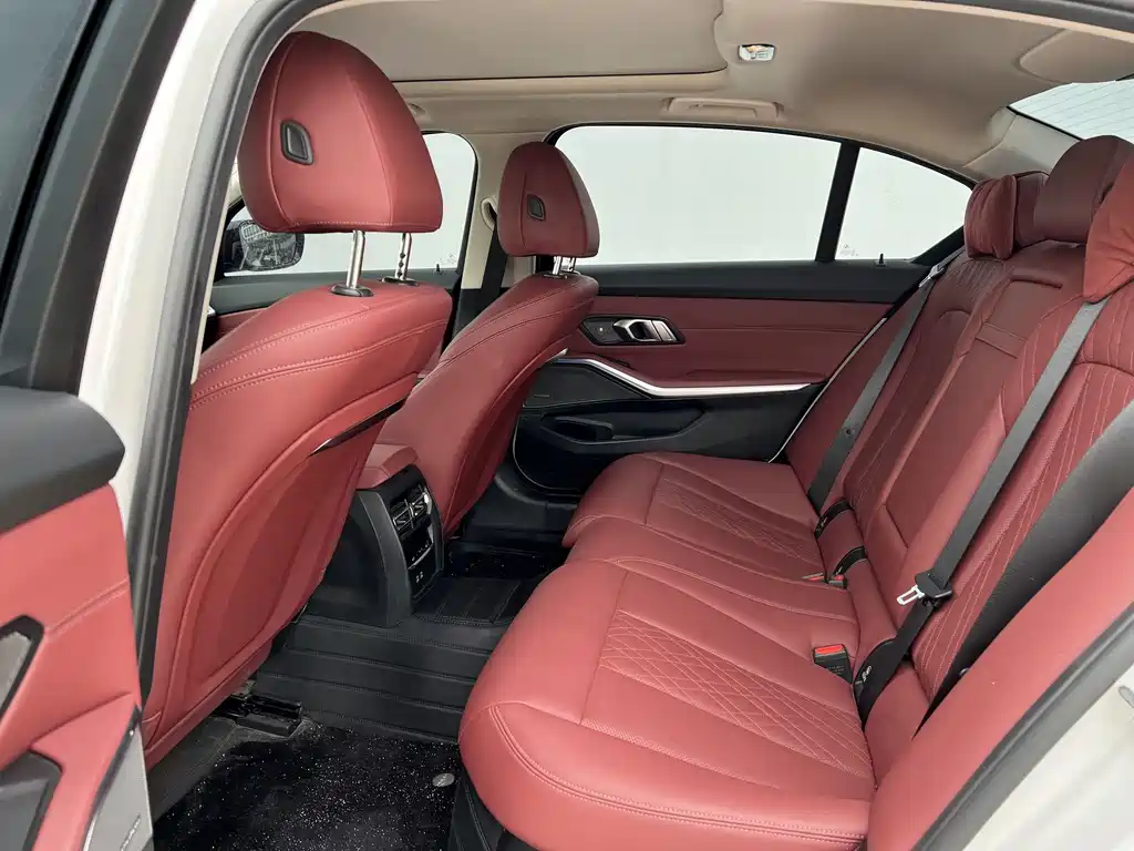 BMW 3 Series — миниатюра 7