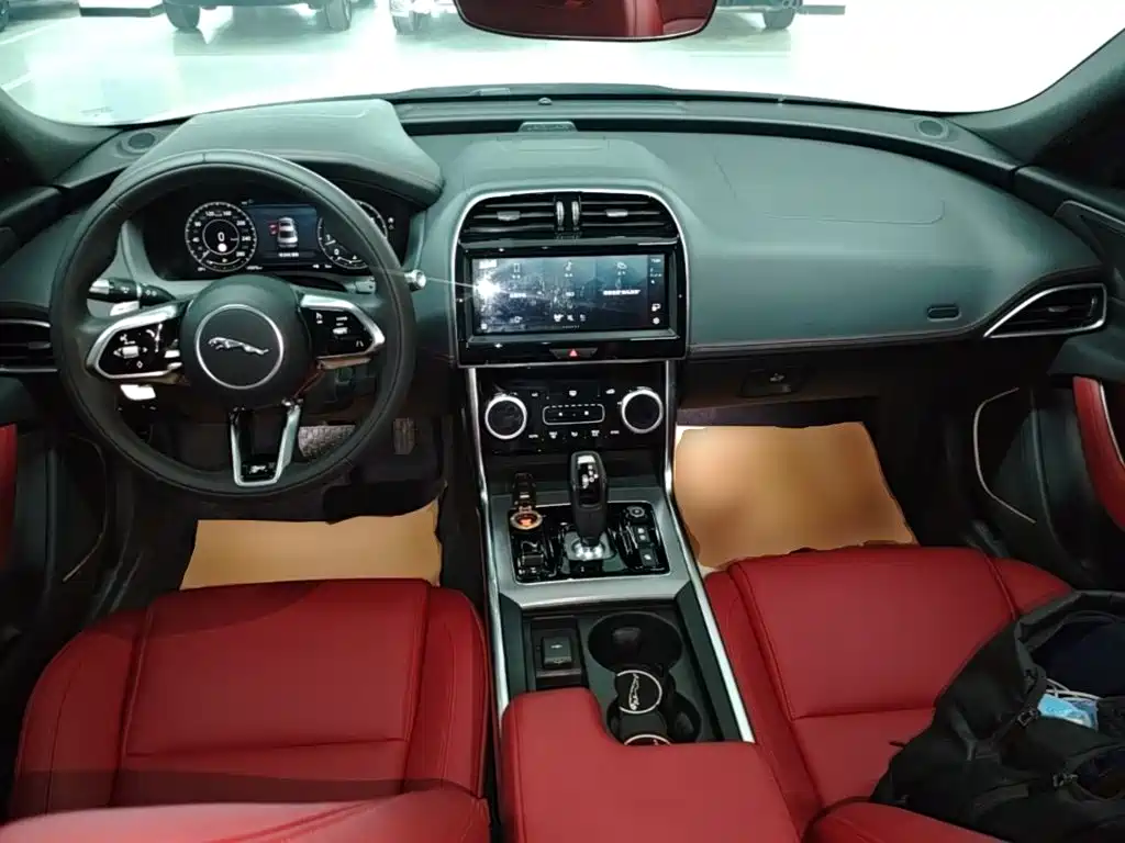 Jaguar XEL — миниатюра 10