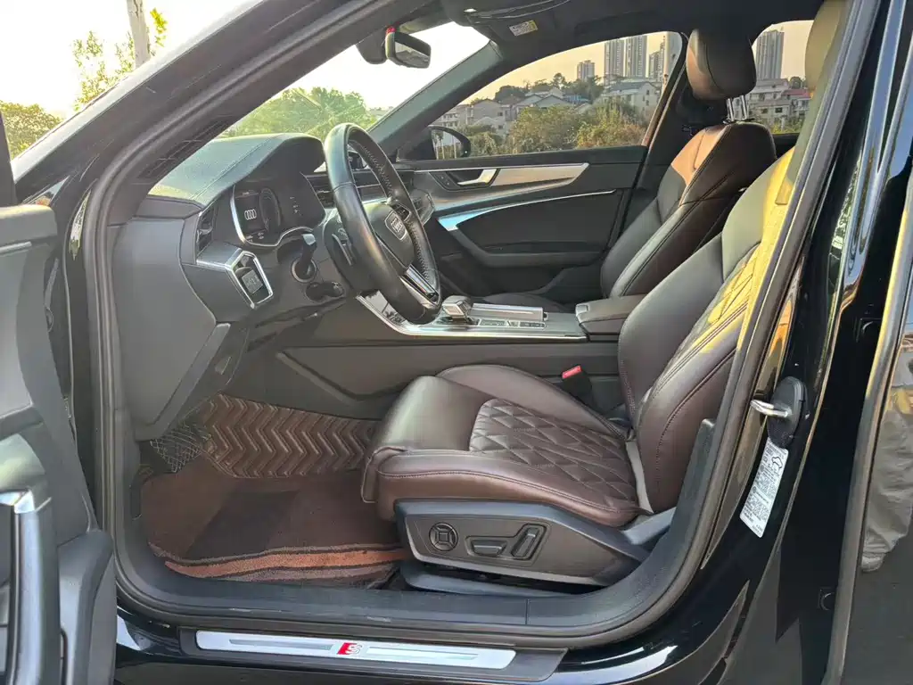 Audi A6L — миниатюра 4