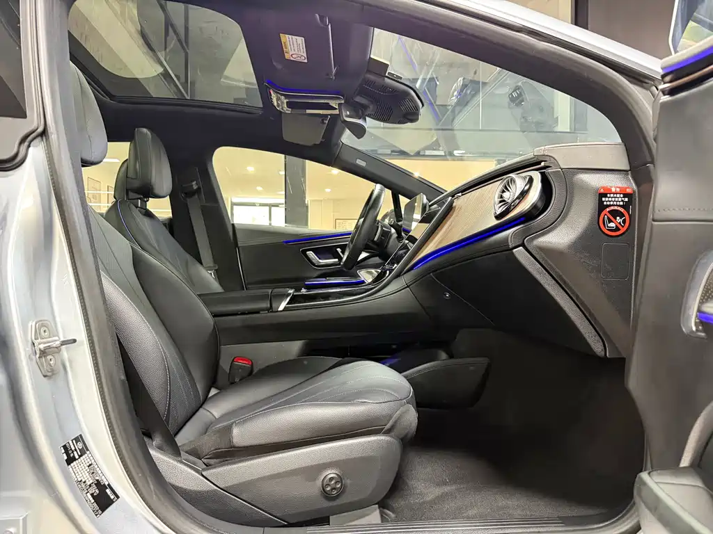 Mercedes-Benz EQE — миниатюра 9