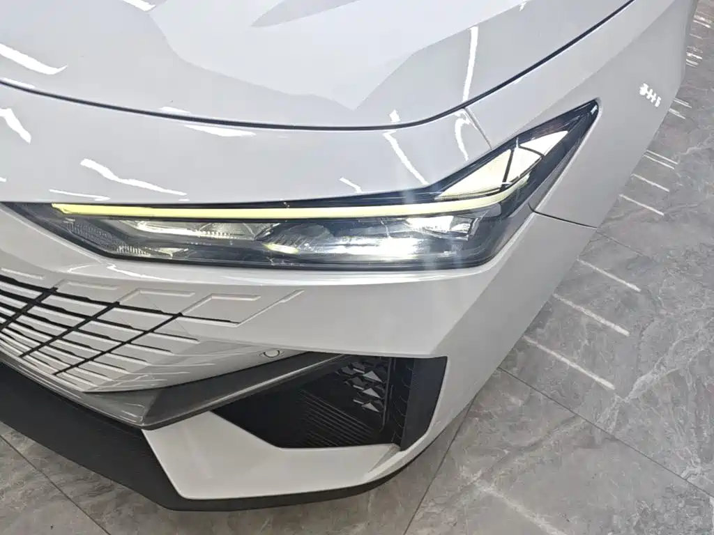 Changan UNI-V — миниатюра 24