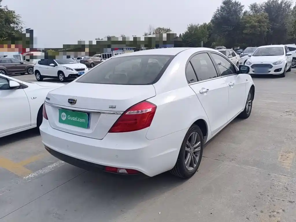 Geely Emgrand — миниатюра 7