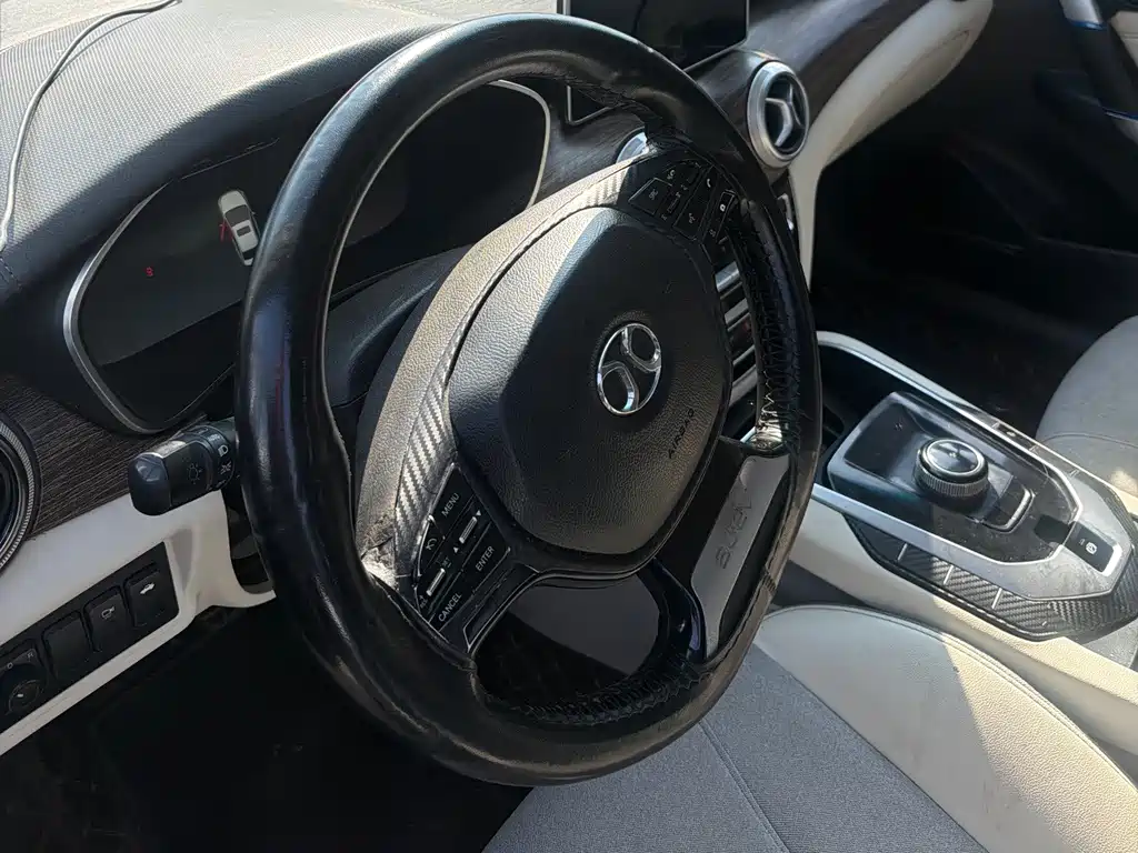 BAIC EU5 — миниатюра 11