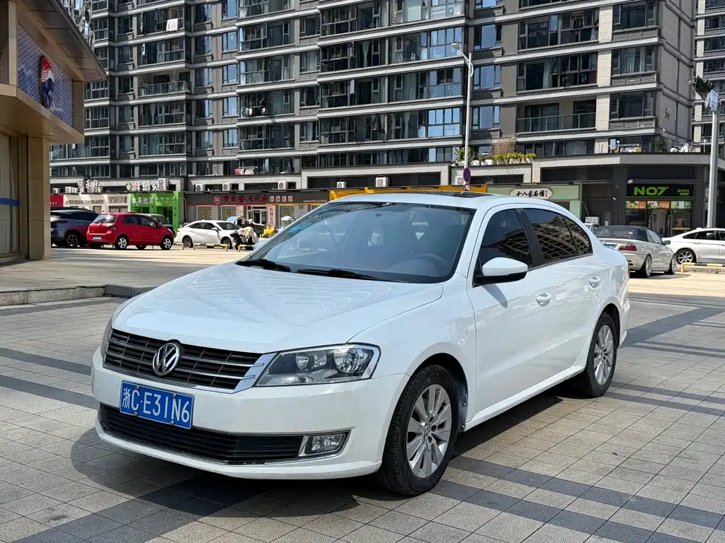 Volkswagen Lavida 2014