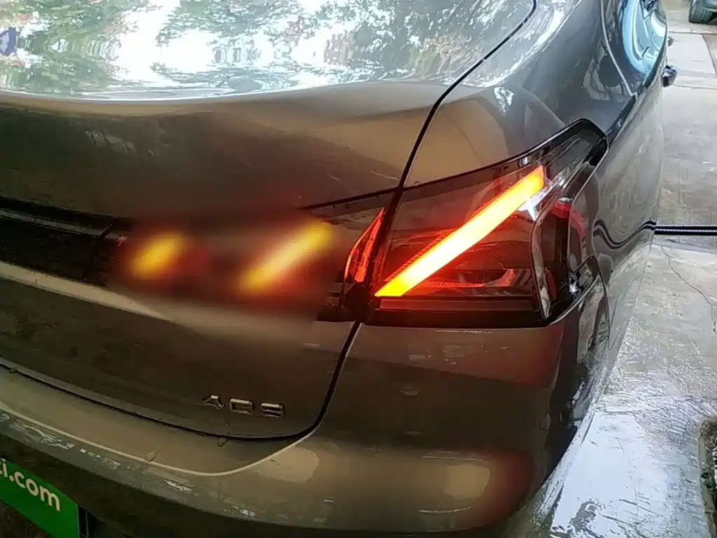 Peugeot 408 — миниатюра 8