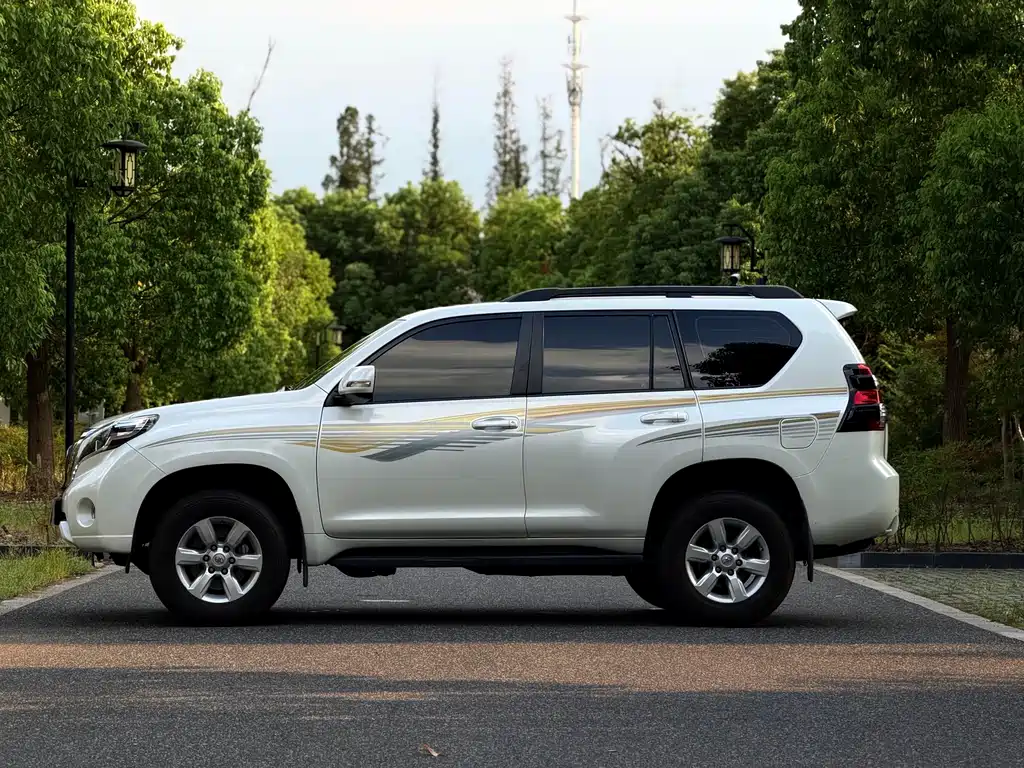 Toyota Prado — миниатюра 19