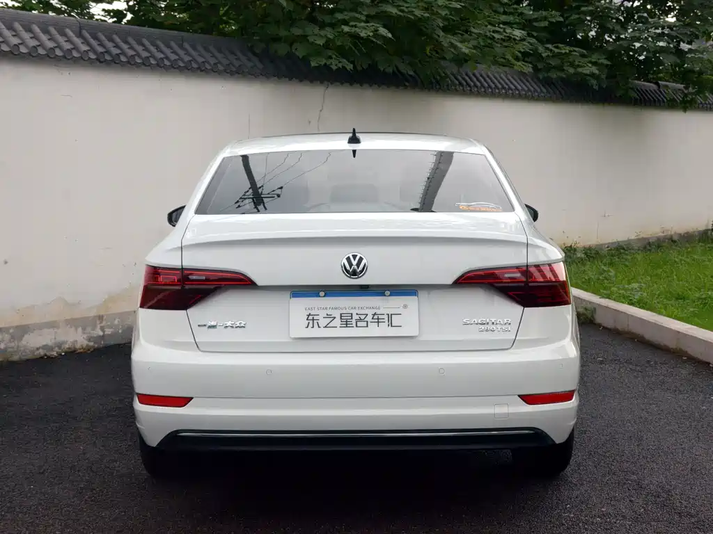 Volkswagen Sagitar — миниатюра 4