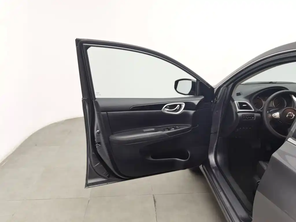 Nissan Sylphy — миниатюра 8