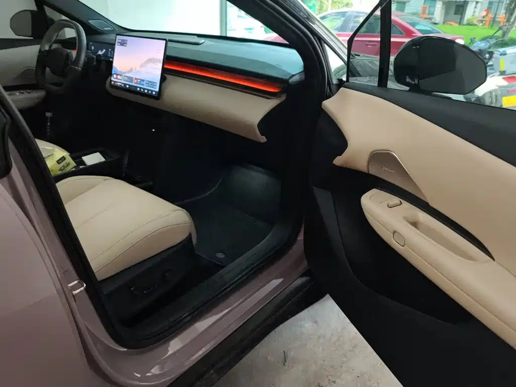 Lynk & Co Z20 — миниатюра 19