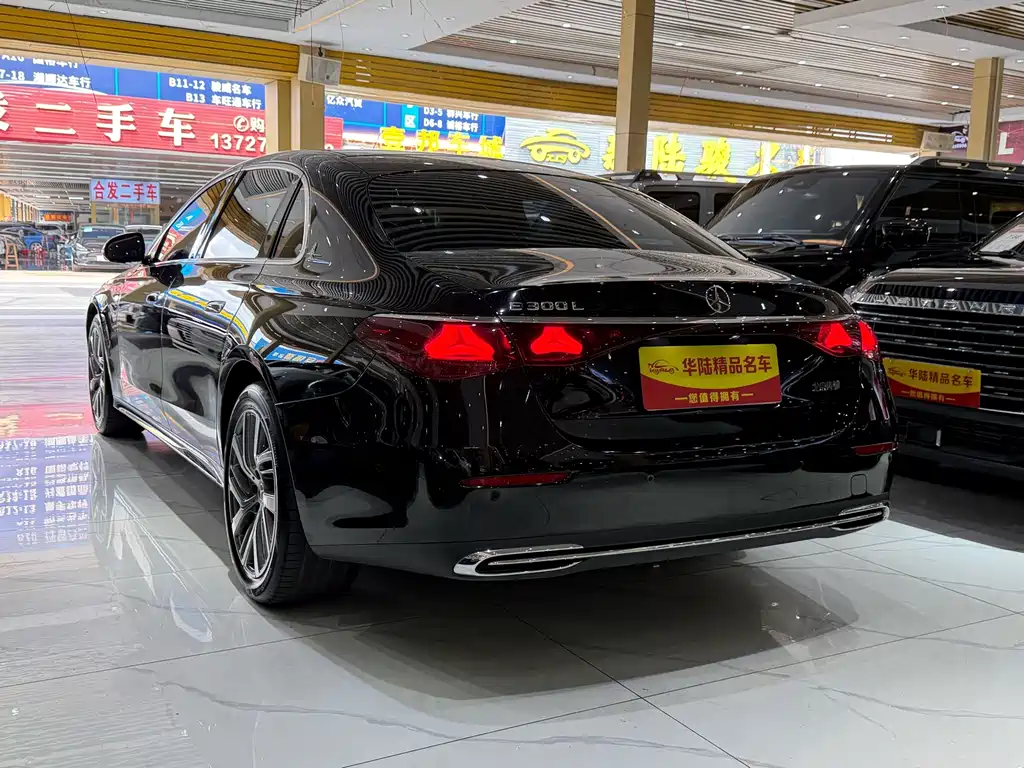 Mercedes-Benz E-Class — миниатюра 4