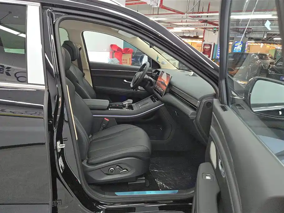 Aito M7 2024 1.5T Plus 5 мест