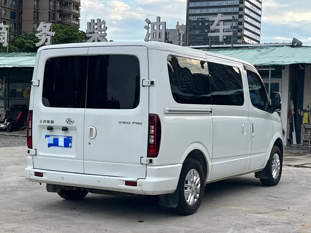 MAXUS V80 — миниатюра 4