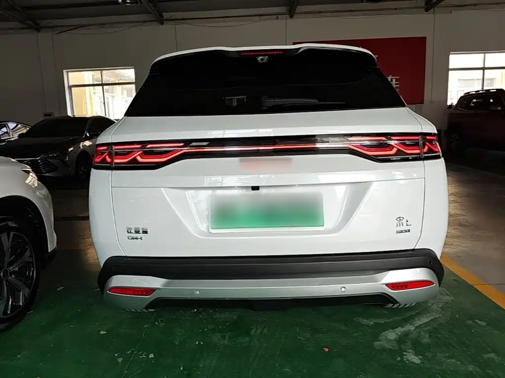 BYD L DM-i — миниатюра 6