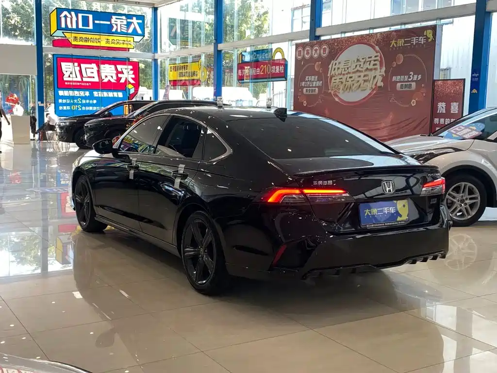 Honda Inspire — миниатюра 11
