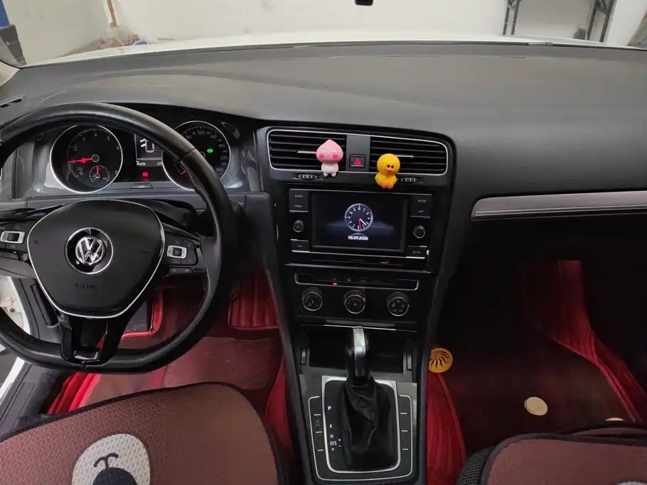 Volkswagen Golf — миниатюра 12