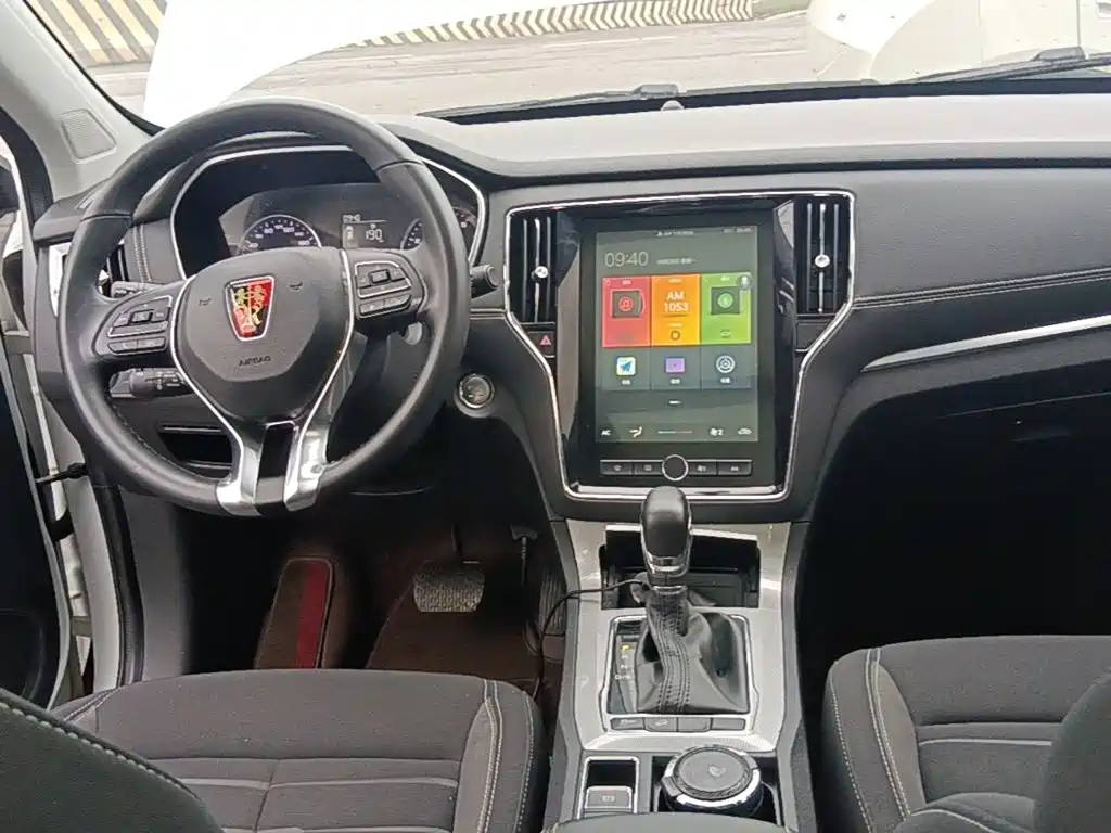 Roewe RX5 — миниатюра 10