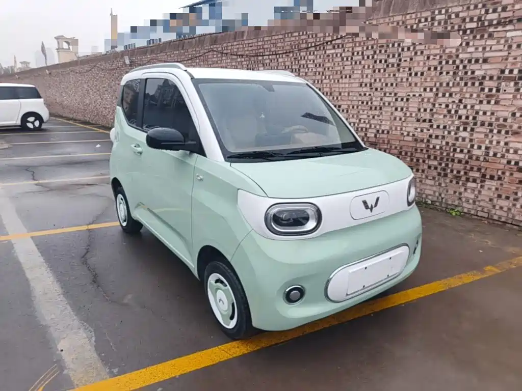Wuling MINIEV — миниатюра 4