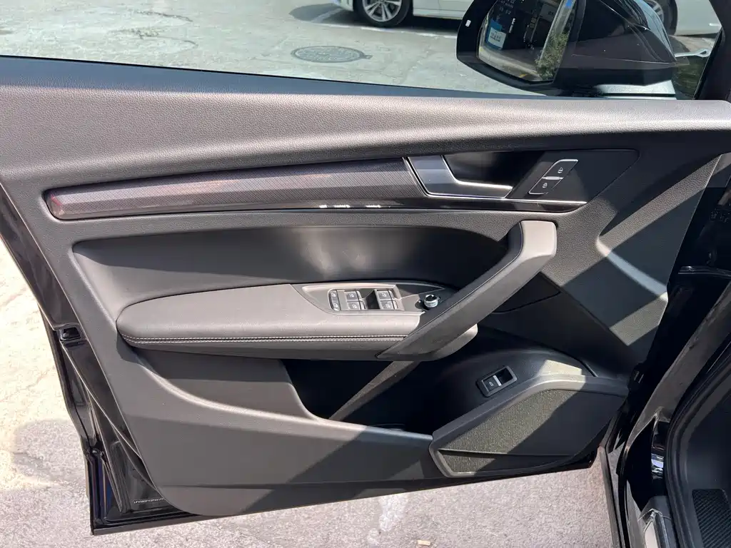 Audi Q5L — миниатюра 20