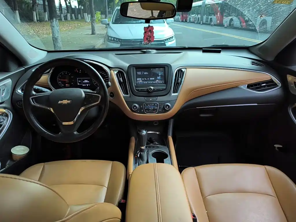 Chevrolet Malibu XL — миниатюра 10