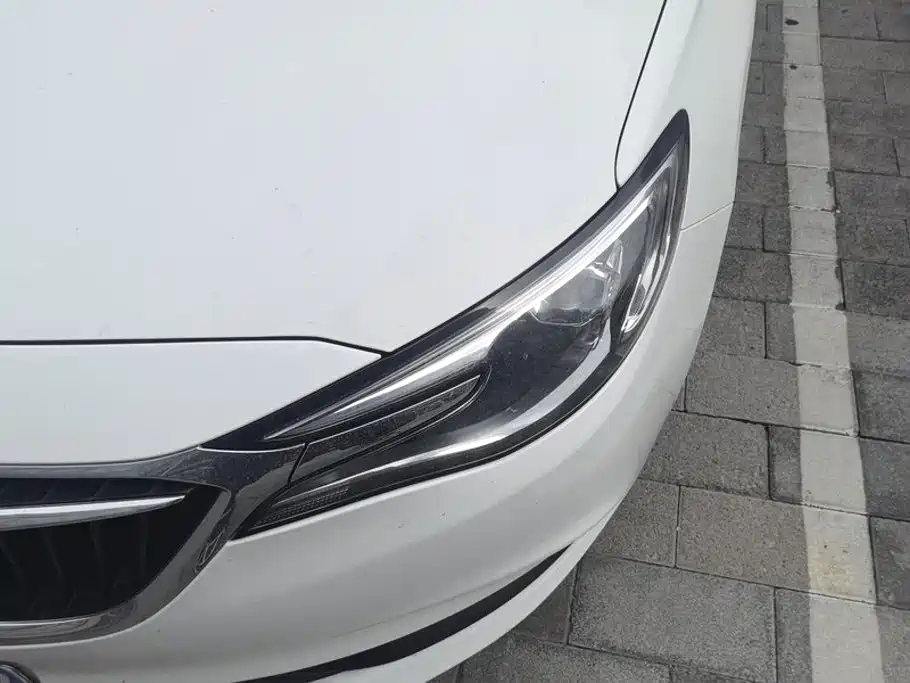 Buick Excelle — миниатюра 5