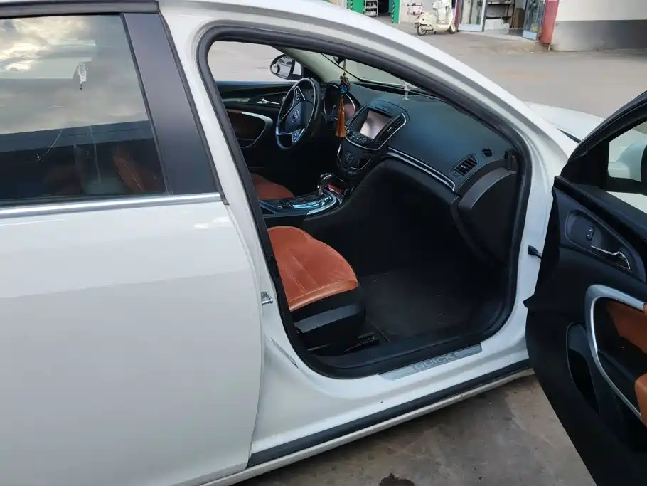 Buick Regal — миниатюра 8