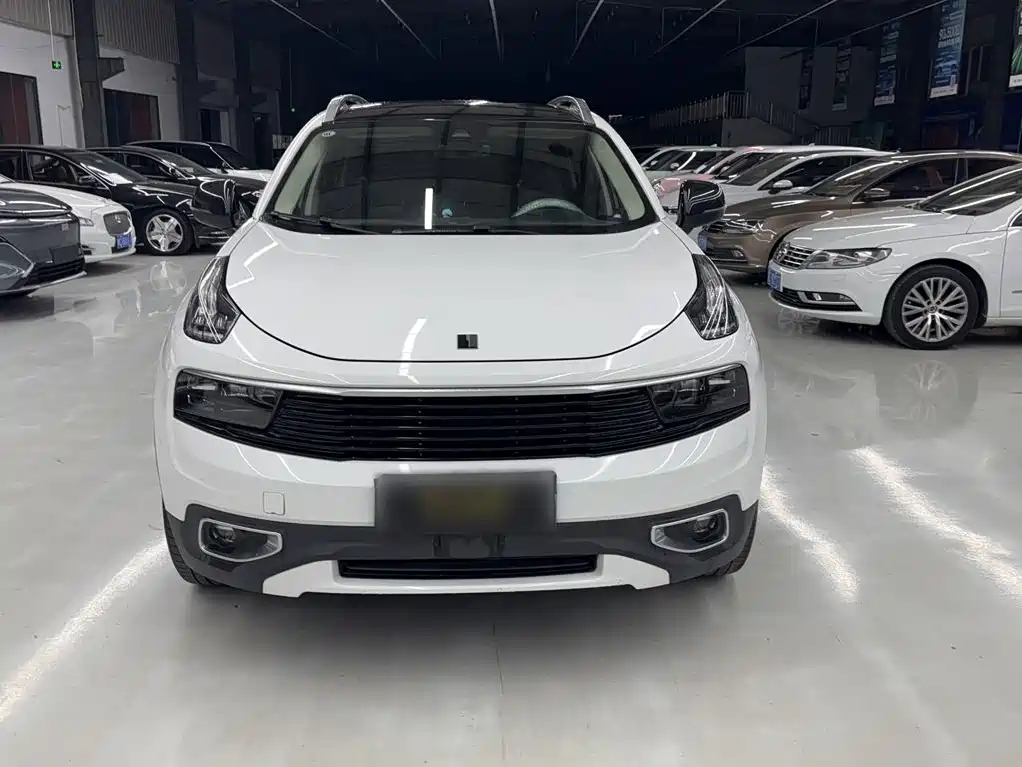 Lynk & Co 01 — миниатюра 23
