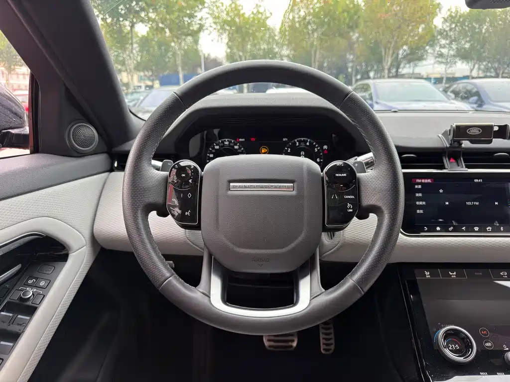 Land Rover Evoque — миниатюра 12