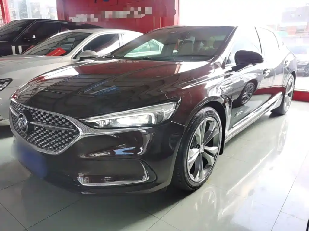 Buick LaCrosse — миниатюра 2