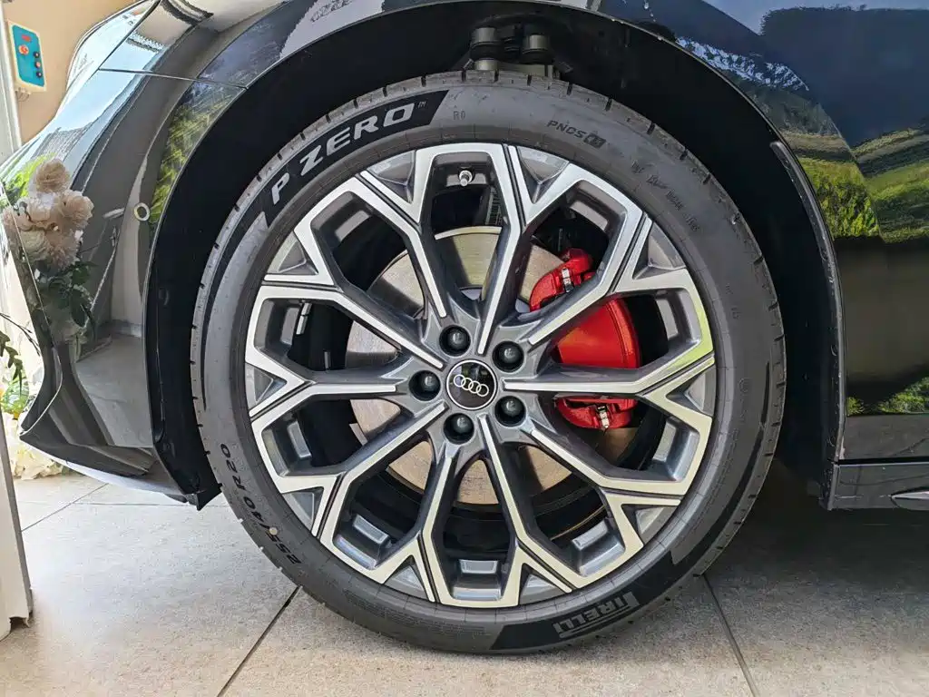Audi A6L — миниатюра 6