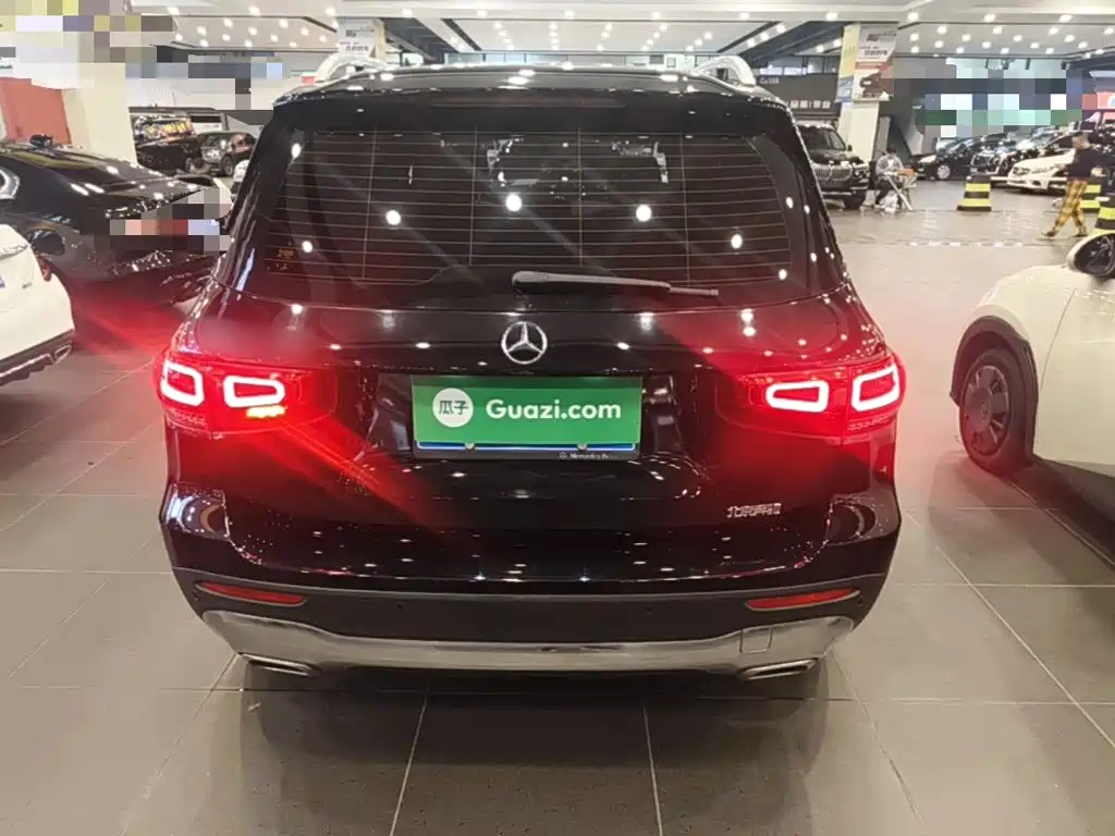 Mercedes-Benz GLB — миниатюра 6