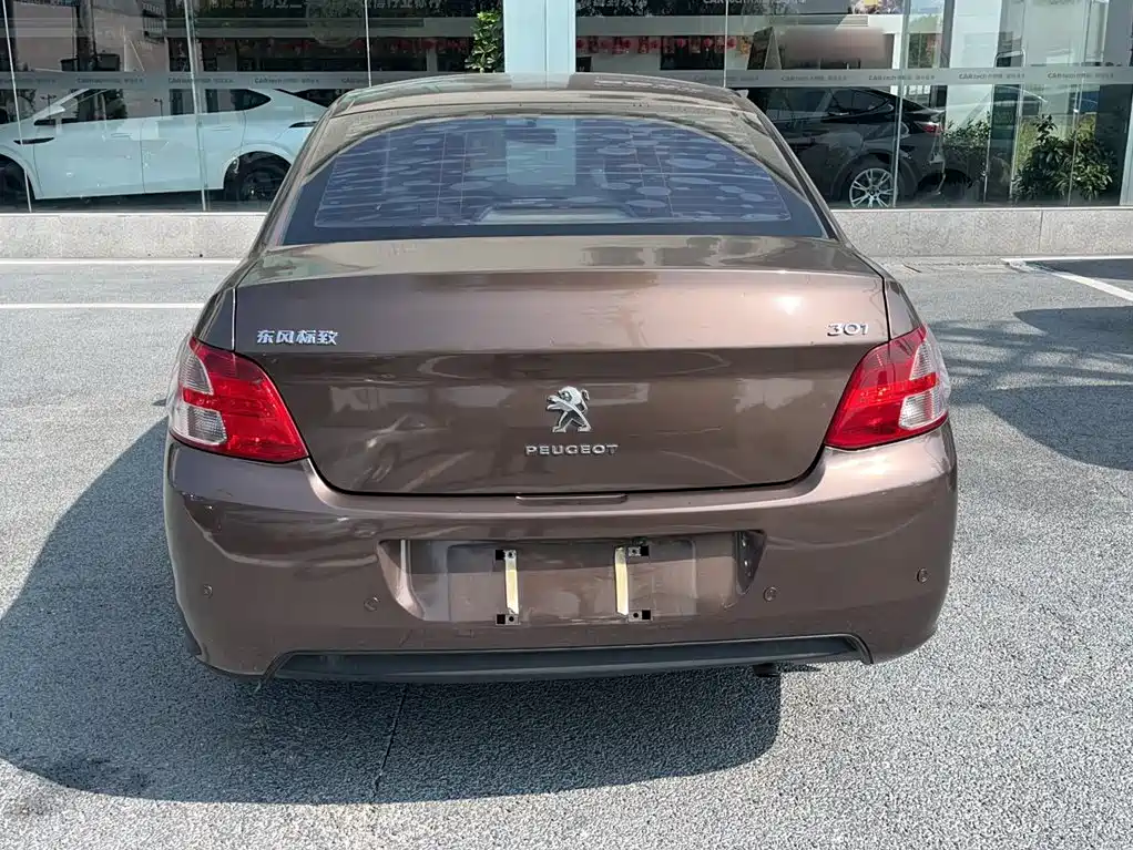 Peugeot 301 — миниатюра 6