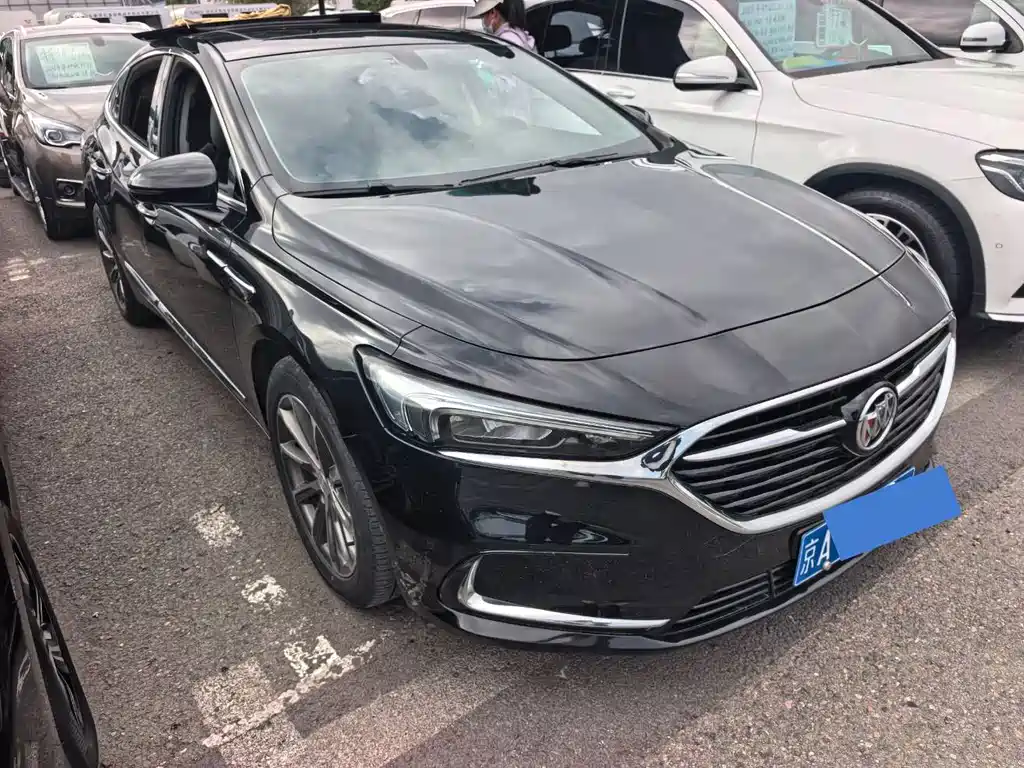 Buick LaCrosse — миниатюра 3