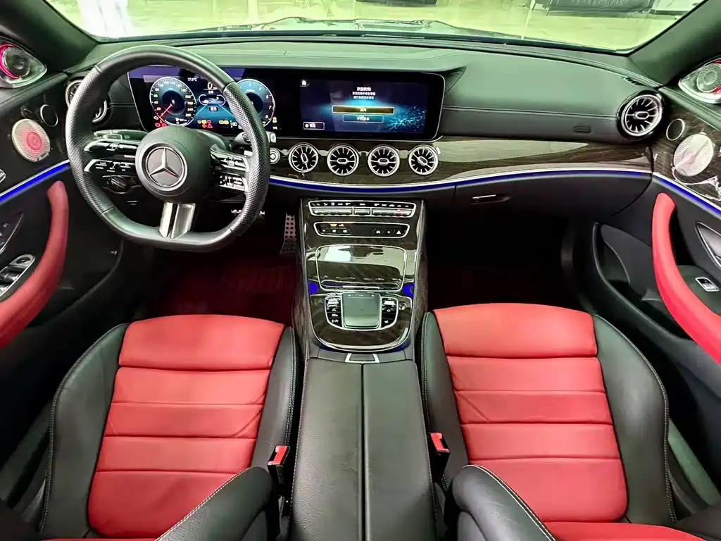 MERCEDES-BENZ E CLASS