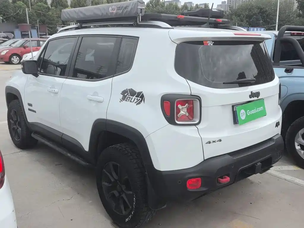 Jeep Renegade — миниатюра 19