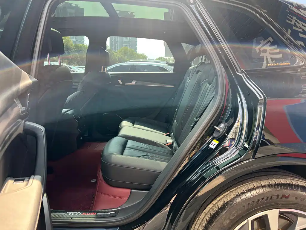 Audi Q5L — миниатюра 16