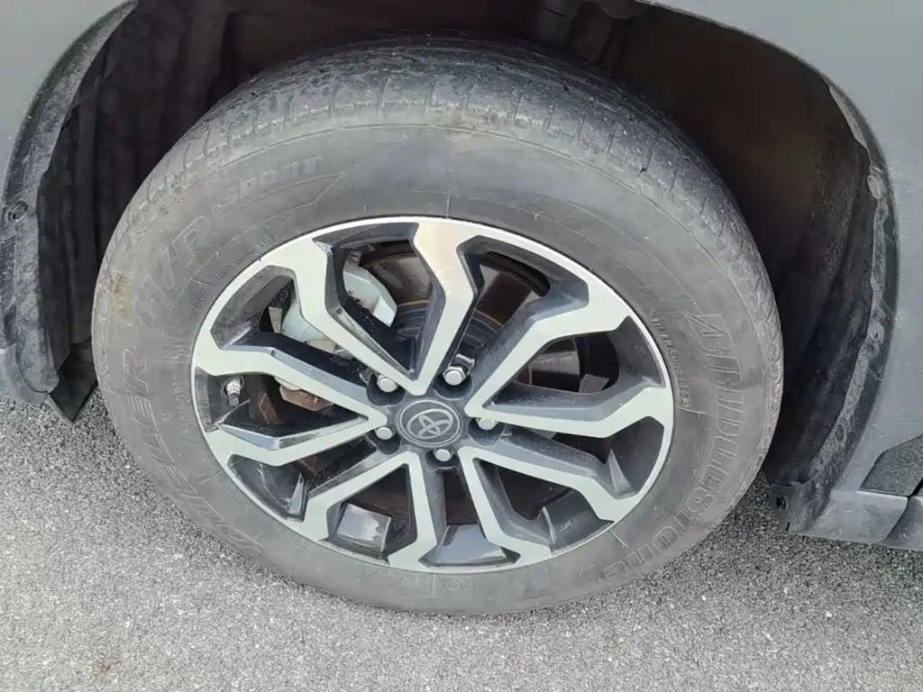 Toyota Frontlander — миниатюра 23