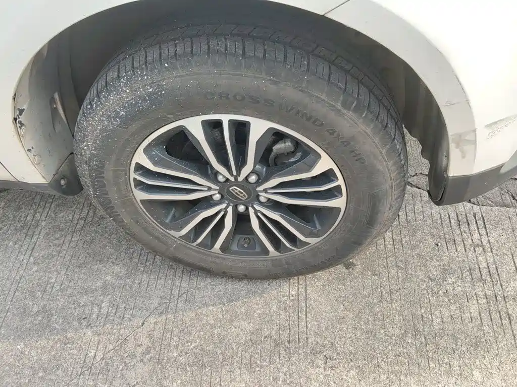 Geely Vision X6 — миниатюра 8
