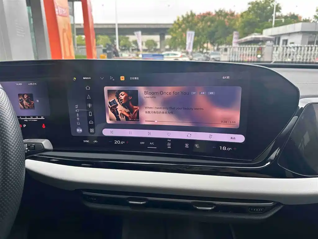 Audi A5L — миниатюра 16