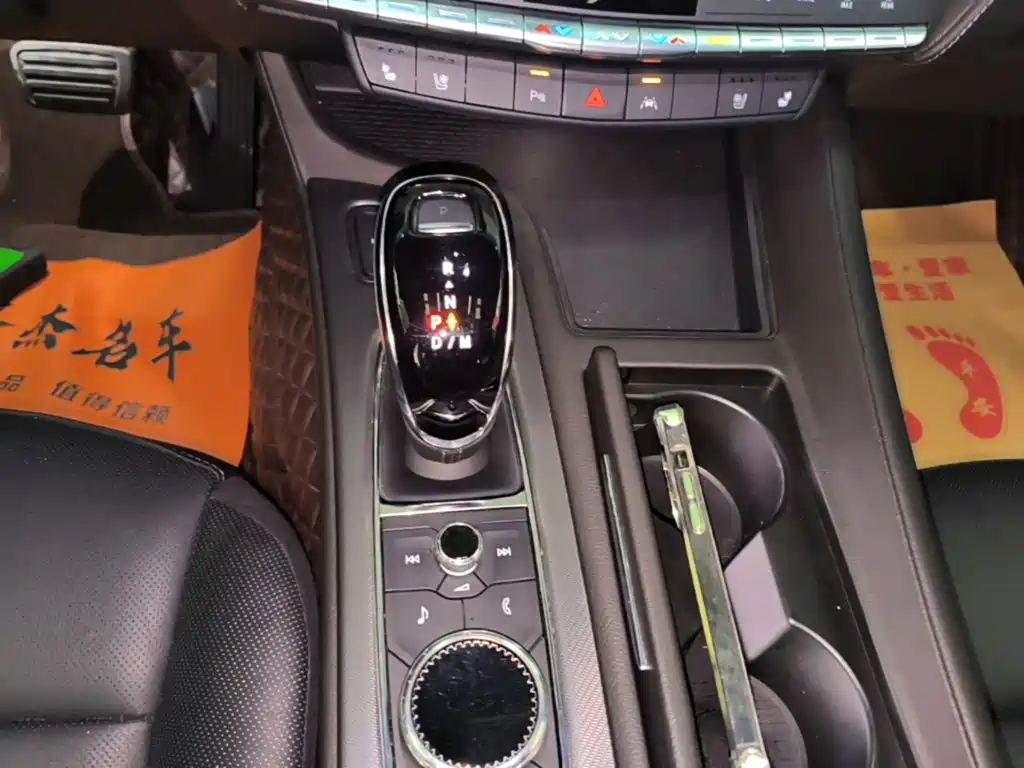 Cadillac CT5 — миниатюра 14