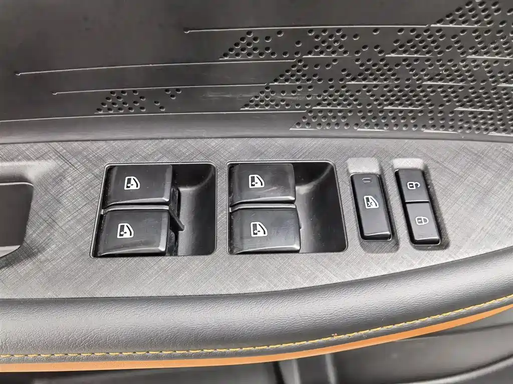 Changan UNI-V 2023 1.5T Premium