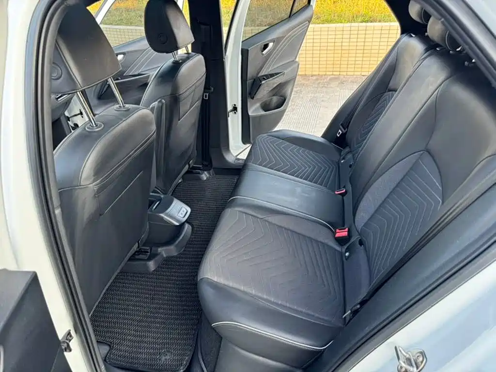 Volkswagen ID.3 — миниатюра 5