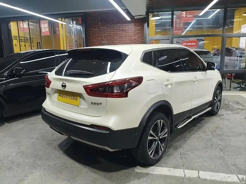 Nissan Qashqai — миниатюра 4