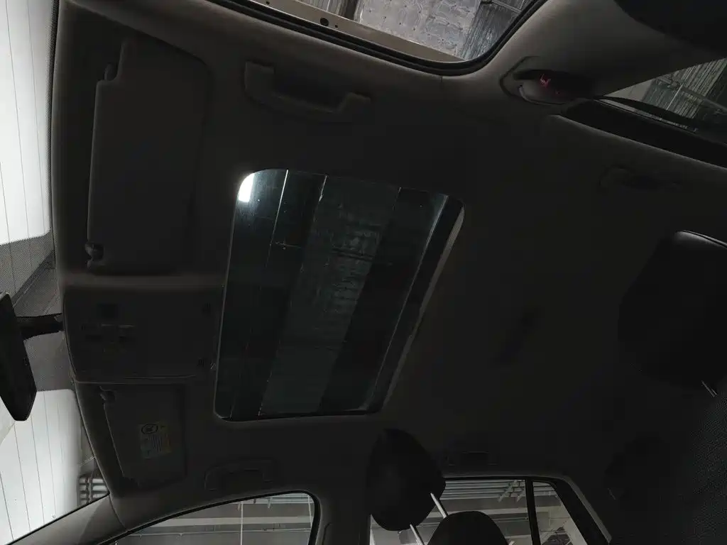 Volkswagen Golf — миниатюра 14