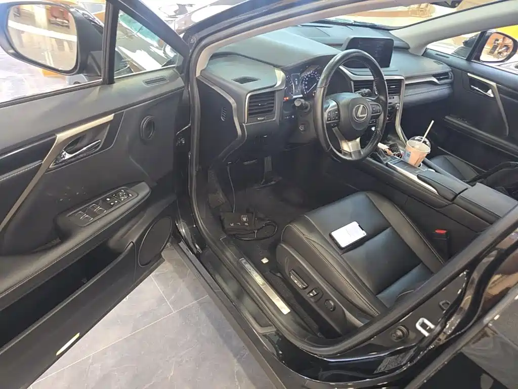 Lexus RX — миниатюра 21