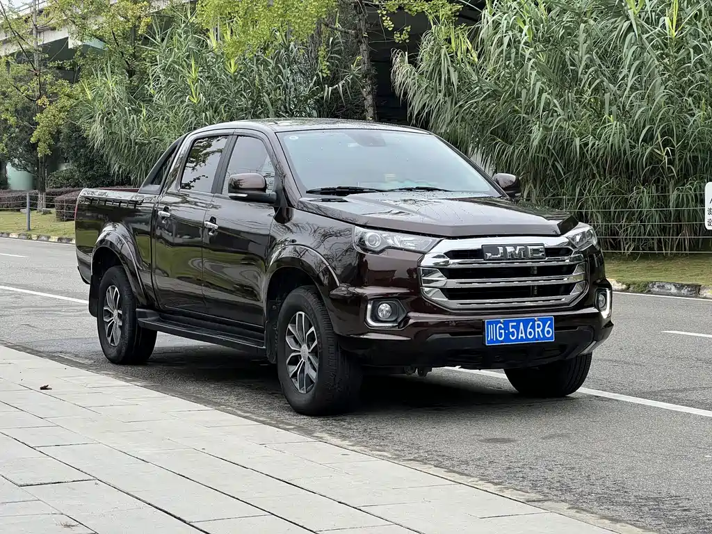 JMC Yuhu 7 — миниатюра 4