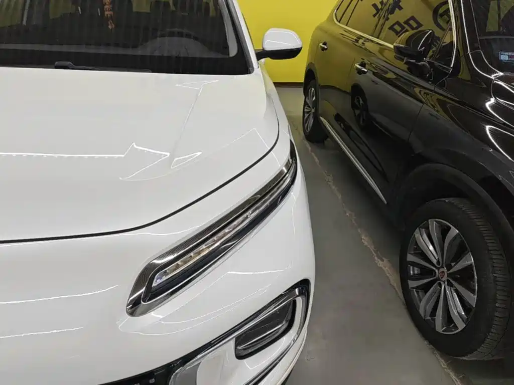 Wuling Xingyun — миниатюра 24
